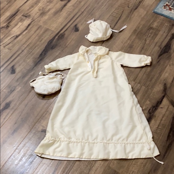 Gawn  .hat and bag Baptist dress . - Picture 2 of 11